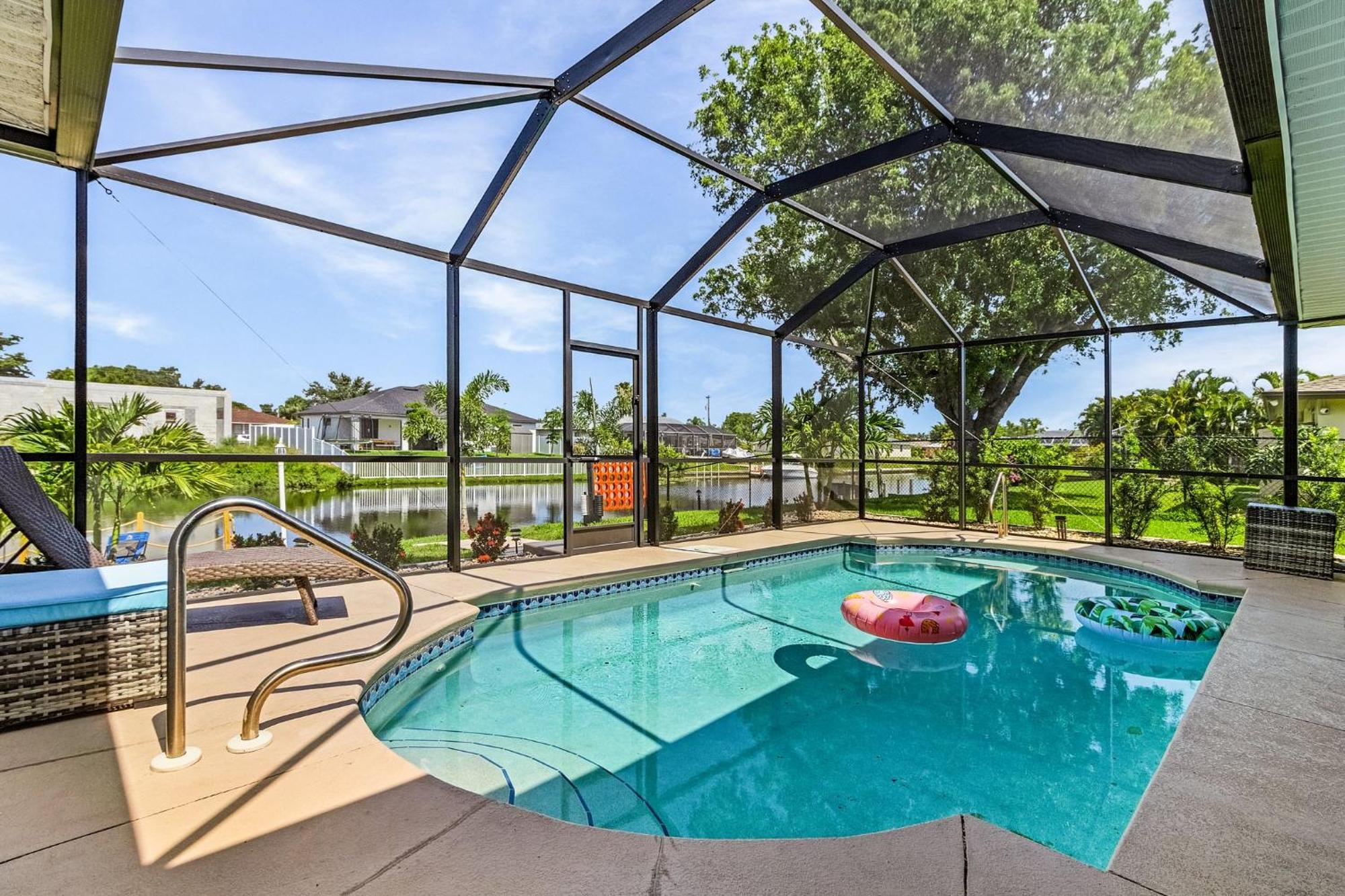 Cozy Retreat, Heated Pool, Water Canal, Bikes,3 Bedroom Cape Coral Exterior foto